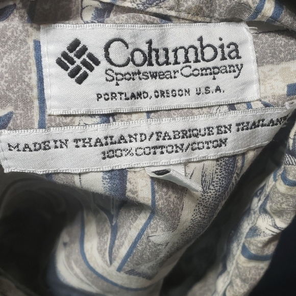 Columbia fish pattern short sleeve button down - Picture 5 of 5